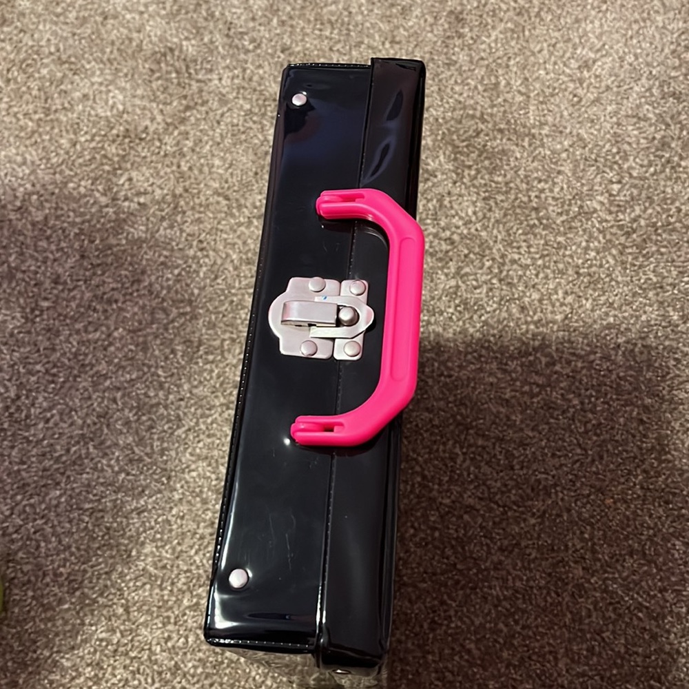 Barbie travel Case - Picture 7 of 7